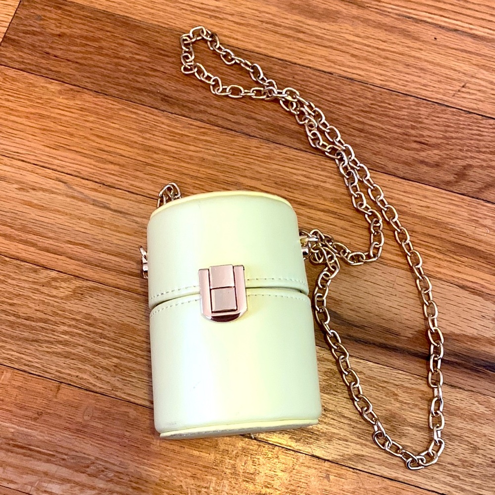 TINY YELLOW PURSE